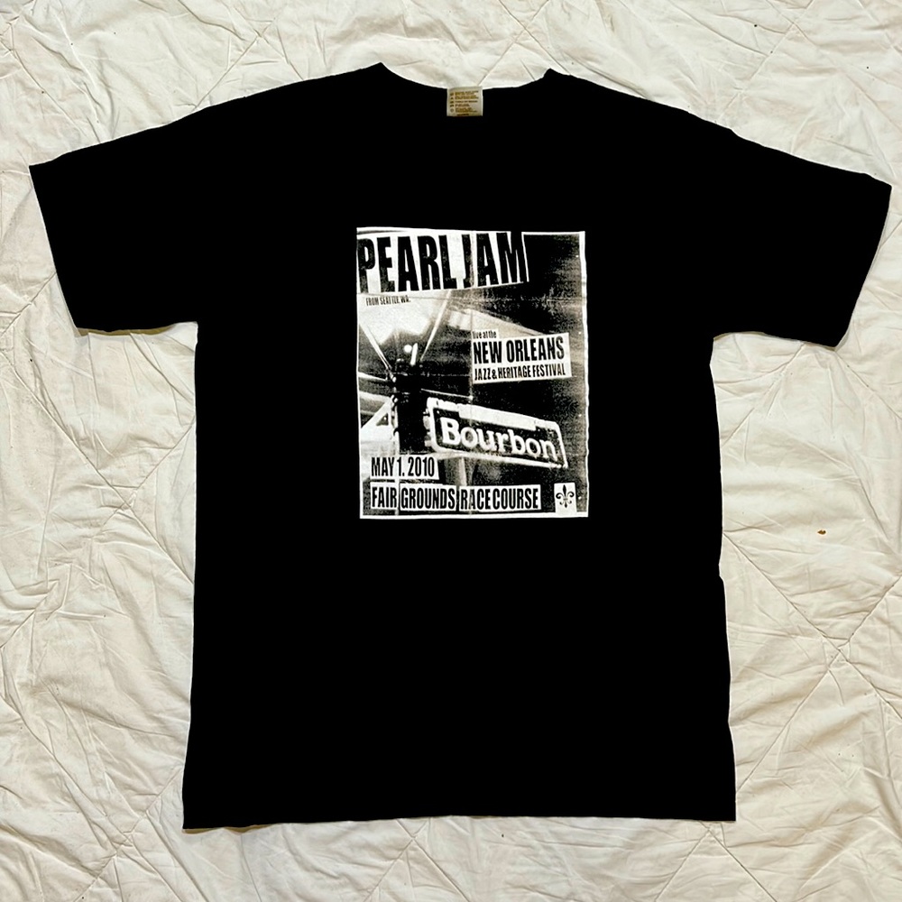 2010 Pearl Jam concert tshirt from New Orleans